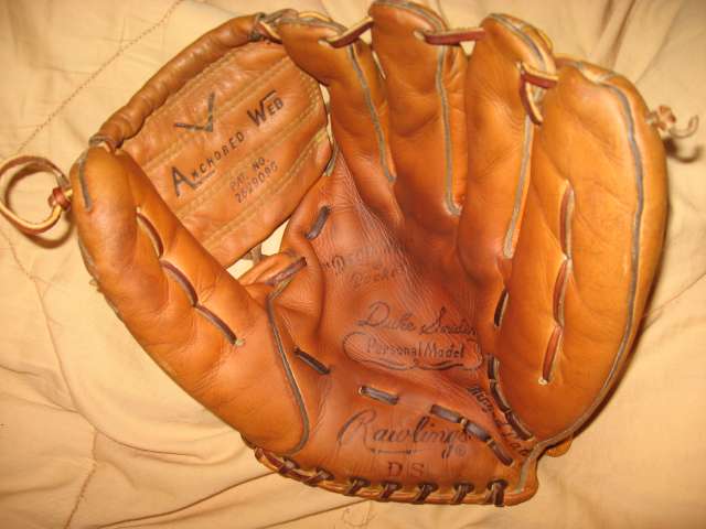 Duke Snider Rawlings DS Front